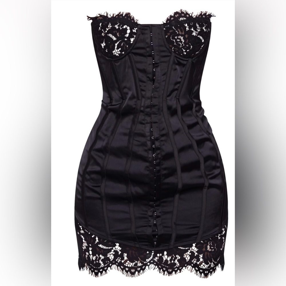 Pretty Little Things Black Lace Lingerie/Dress Size 8 but fits like a 10 - Picture 3 of 4